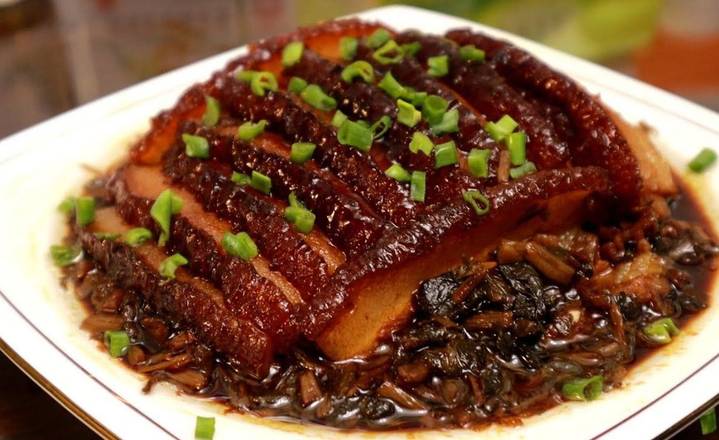 Pickled Vegetable with Pork Belly 梅菜扣肉